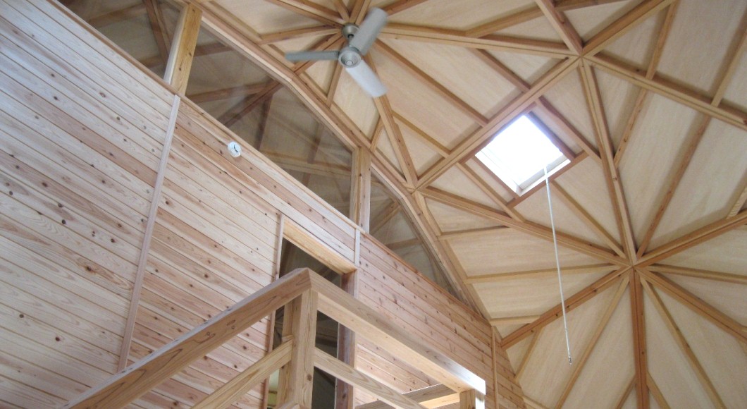 ドームハウス内装