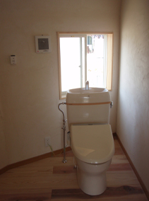 ドームハウス　トイレ