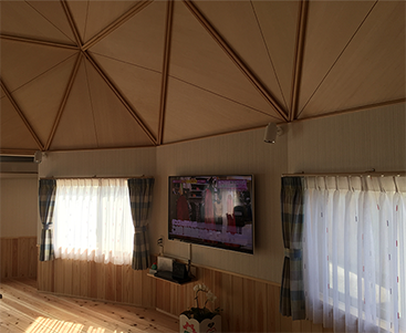 k邸ドームハウス内装