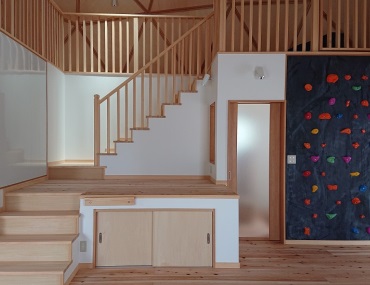 龍和ドームハウス内装