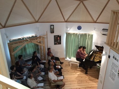 龍和ドームハウス内装