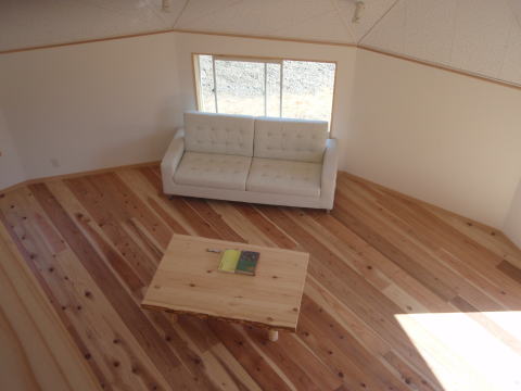 ドームハウス内装